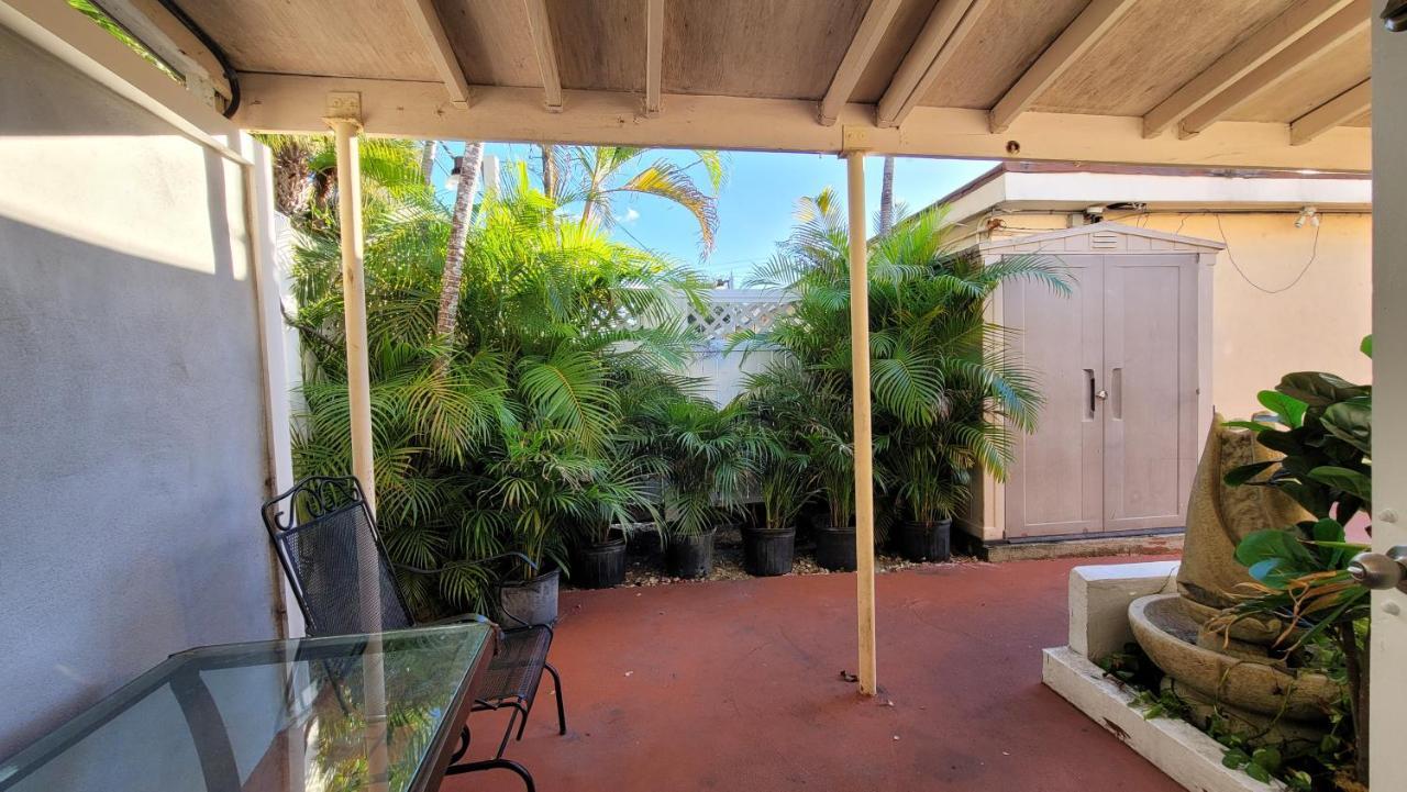 Barefoot Mailman Motel Lantana Exterior foto