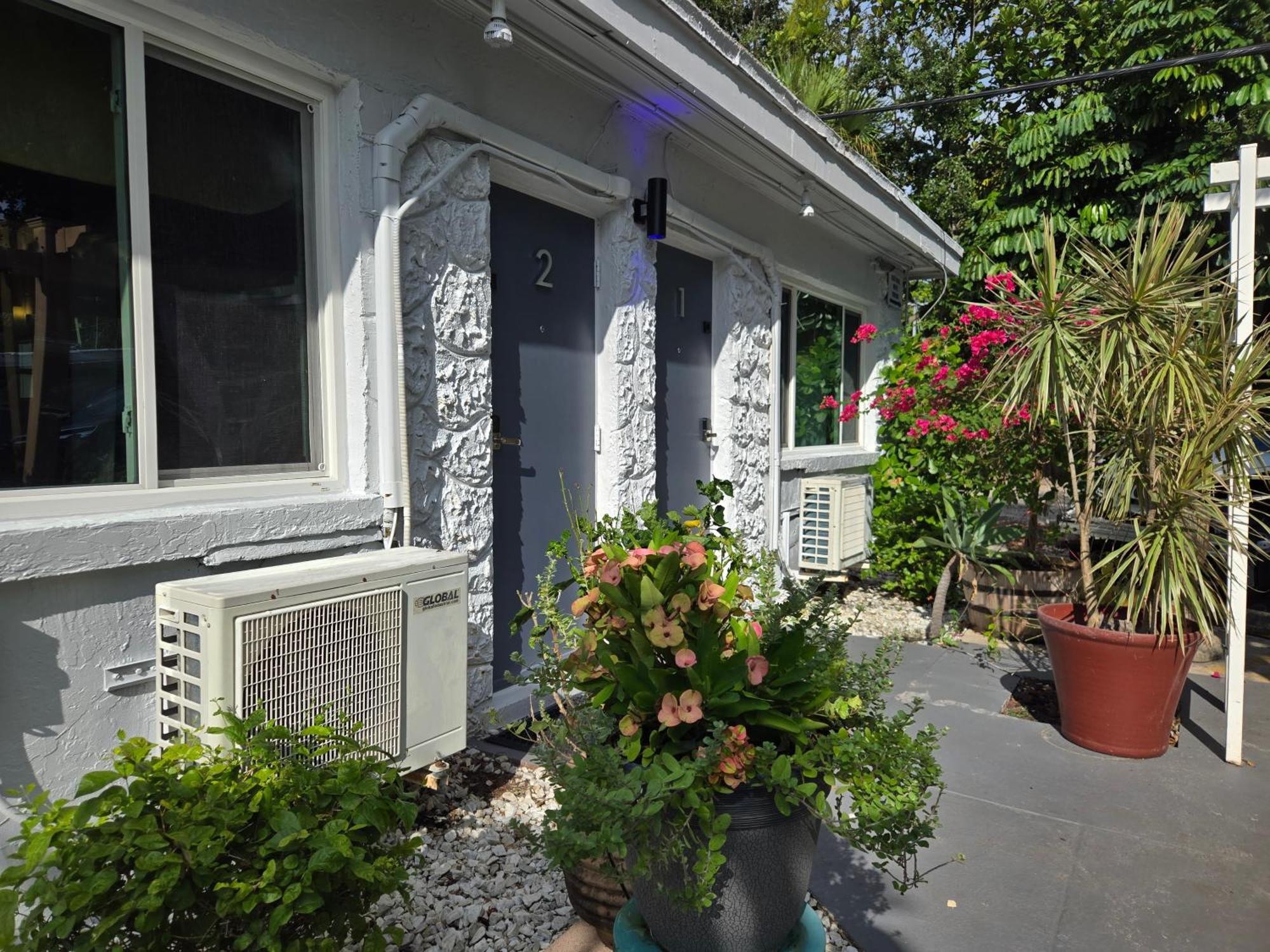 Barefoot Mailman Motel Lantana Exterior foto